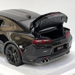 1:18 Chevrolet Camaro ZL1 Coupe 2017 Black - Autoart