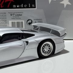 1:18 Porsche 911 GT1 Le Mans Street Version Silver - UT Models