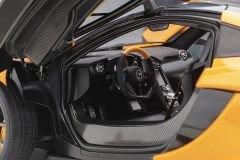 1:18 Mclaren P1 Papaya Spark 2013 - Autoart