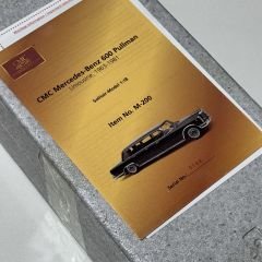 1:18 Mercedes-Benz 600 Pullman W100 Limousine Black M200 - CMC