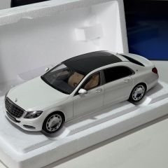 1:18 Mercedes-Maybach S Class S600 SWB White 76291 - Autoart