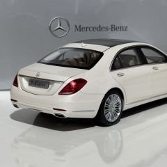 1:18 Mercedes-Benz S Class W222 Diamond White - Norev Dealer