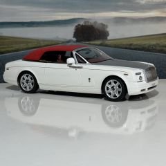 1:18 Rolls Royce Phantom Drophead Coupe English White - Kyosho