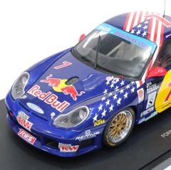 1:18 Porsche 911 996 GT3 R Red Bull 7 2002 Daytona -Autoart