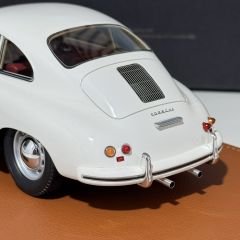 1:18 Porsche 356A White 1955 with Showcase 48 pcs - BBR Models