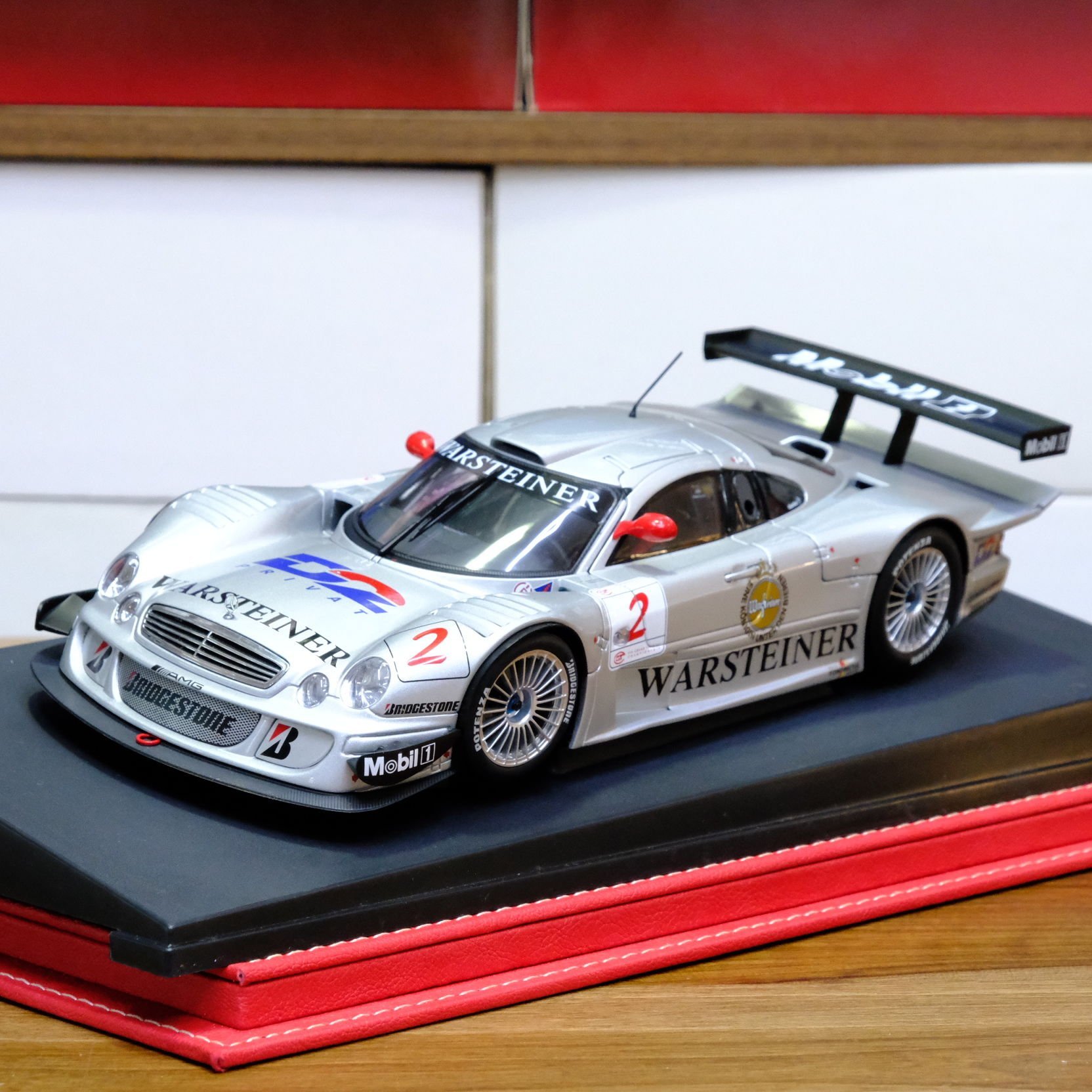 1:18 Mercedes-Benz CLK GTR FIA GT 1998 Champion - Autoart