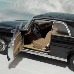 1:18 Mercedes-Benz 280 SE Automatic Coupe Black - Autoart