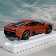 1:18 Jaguar C-X75 Firesand Metallic 810604 - Almost Real