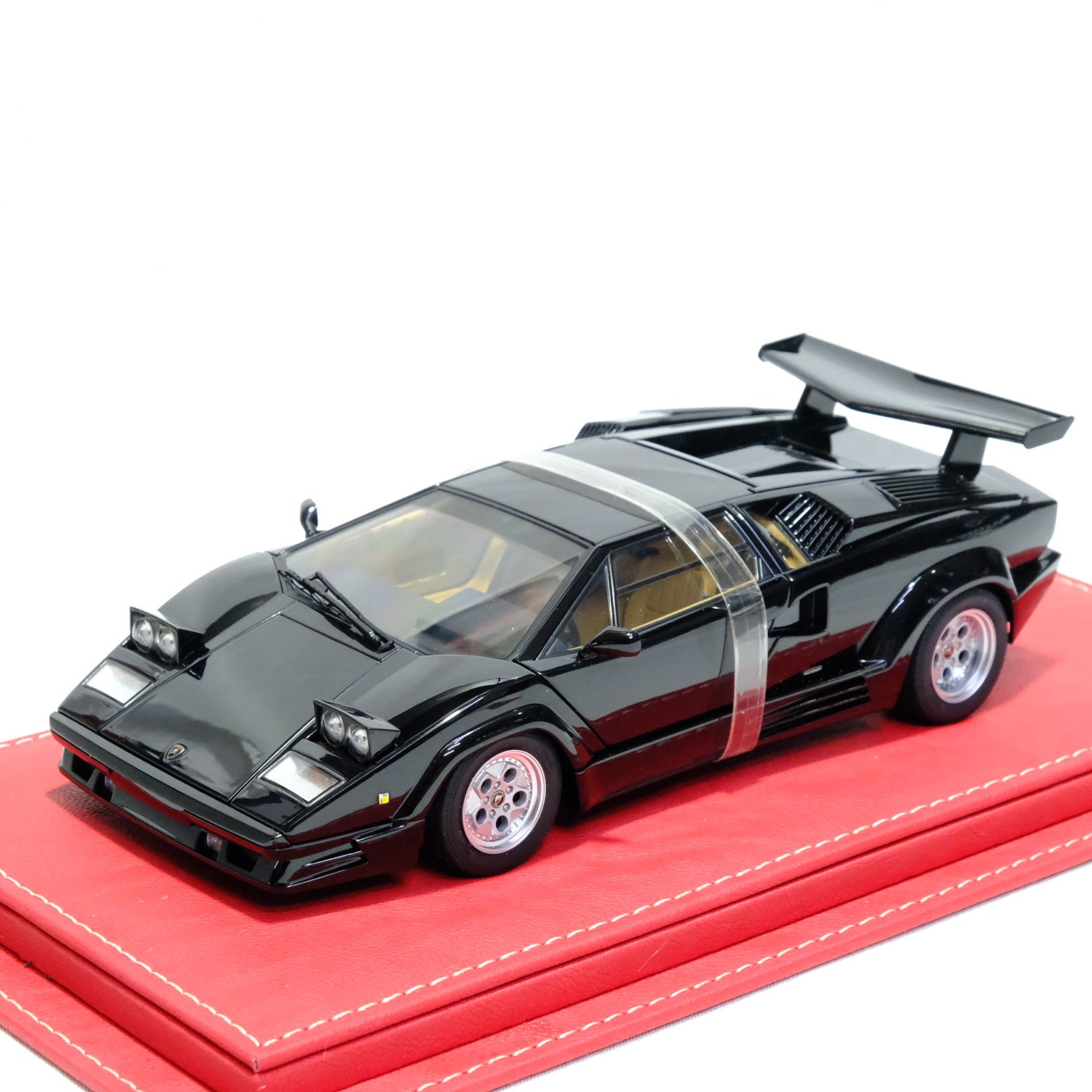 1:18 Lamborghini Countach LP5000S 25th Anniversary 1982 -Autoart