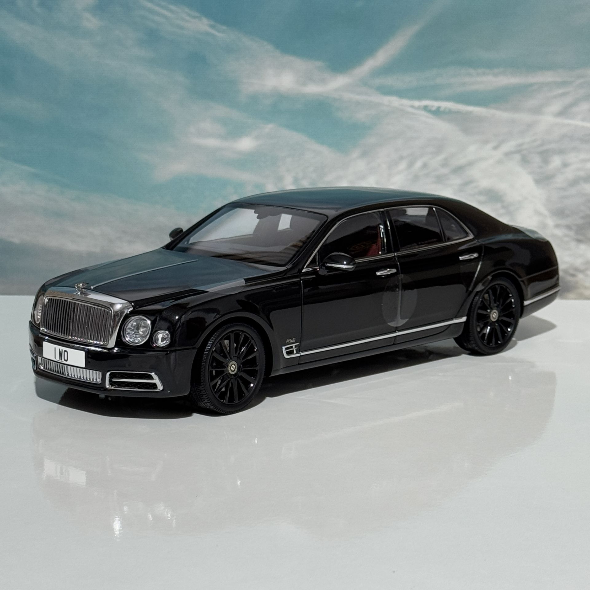1:18 Bentley Mulsanne WO Edition by Mulliner Centenary - Almost Real
