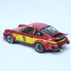 1:18 Porsche 934 RSR Silverstone GT Winner 1977 - Exoto