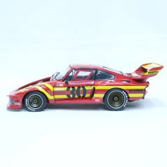 1:18 Porsche 935 Twin Turbo MOMO 1979 IMSA - Exoto