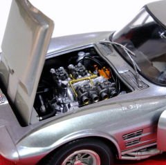 1:18 Chevrolet Corvette C2 Imola Ice 1963 - EXOTO