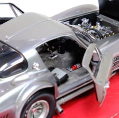 1:18 Chevrolet Corvette C2 Imola Ice 1963 - EXOTO