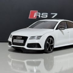 1:18 AUDI RS7 Sportback White - Kengfai JS Model