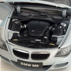1:18 BMW M6 E63 Coupe Silver - Kyosho