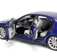1:18 BMW M5 E60 Interlagos Blue 2005 - Kyosho