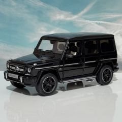 1:18 Mercedes-AMG G63 W463 Obsidian Black 2015 - Almost Real