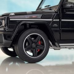 1:18 Mercedes-AMG G63 W463 Obsidian Black 2015 - Almost Real
