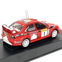 1:18 Mitsubishi Lancer Evo 6 T. Makinen 2000 Monte Carlo Winner - Autoart