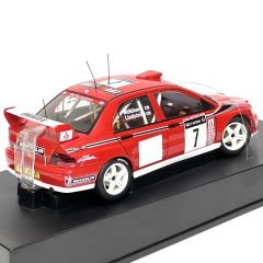 1:18 Mitsubishi Lancer Evo 7 Makinen 2001 Britain Rally - Autoart
