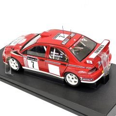 1:18 Mitsubishi Lancer Evo 7 Makinen 2001 Britain Rally - Autoart
