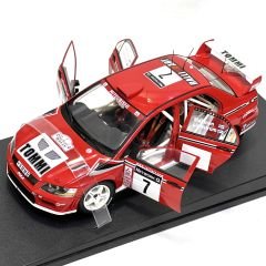 1:18 Mitsubishi Lancer Evo 7 Makinen 2001 Britain Rally - Autoart