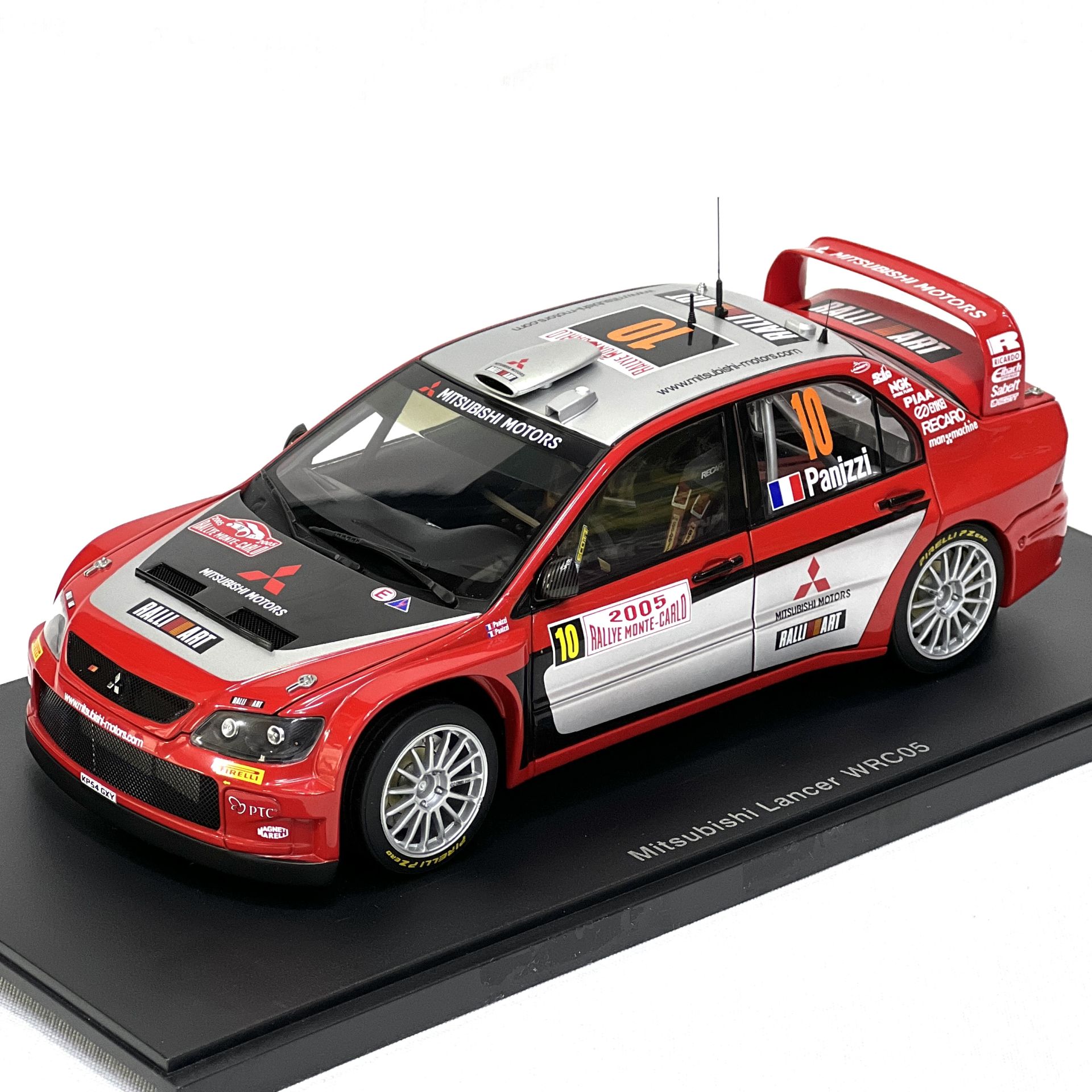 1:18 Mitsubishi Lancer WRC05 Panizzi Monte Carlo Rally #10 - Autoart