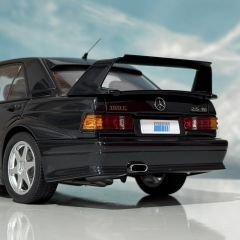 1:18 Mercedes-Benz 190E 2.5-16V Evo2 Metallic Black W201 - Autoart