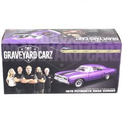 1:18 Plymouth Road Runner Graveyard Carz 1970 - GMP