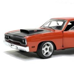 1:18 Plymouth Road Runner Fast & Furious 7 Dom's Charger - GMP