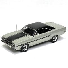 1:18 Plymouth GTX Coupe 1970 Silver Black - GMP