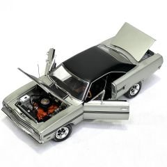 1:18 Plymouth GTX Coupe 1970 Silver Black - GMP