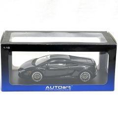 1:18 Lamborghini Gallardo LP560-4 Black 2009 - Autoart