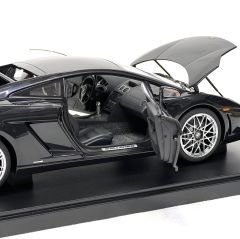 1:18 Lamborghini Gallardo LP560-4 Black 2009 - Autoart