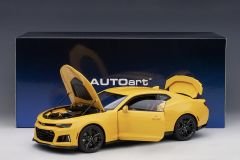 1:18 Chevrolet Camaro ZL1 2017 Bright Yellow 71205 - Autoart