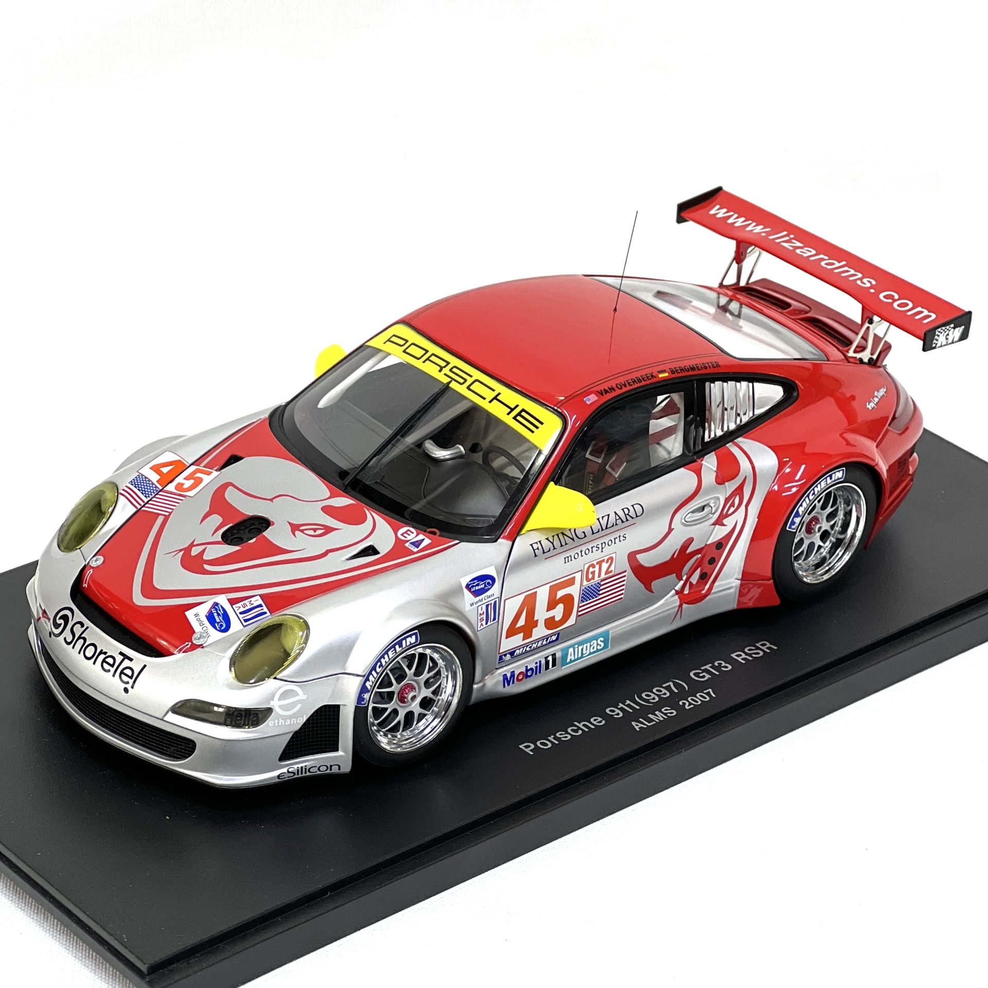 1:18 Porsche 911 997 GT3 RSR 2007 Flying Lizard - Autoart