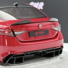1:18 Alfa Romeo Giulia GTA Rosso Red 2021 - Motorhelix