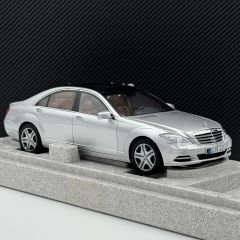 1:18 Mercedes-Benz S Class S600L W221 Iridium Silver - Motorhelix