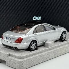 1:18 Mercedes-Benz S Class S600L W221 Iridium Silver - Motorhelix