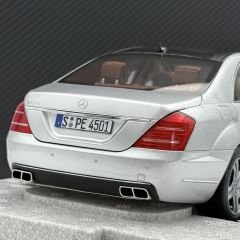 1:18 Mercedes-Benz S Class S600L W221 Iridium Silver - Motorhelix