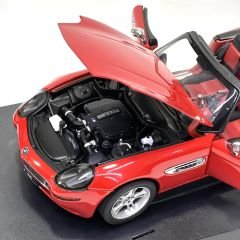 1:18 BMW Z8 Imola Red E52 1993 - Autoart