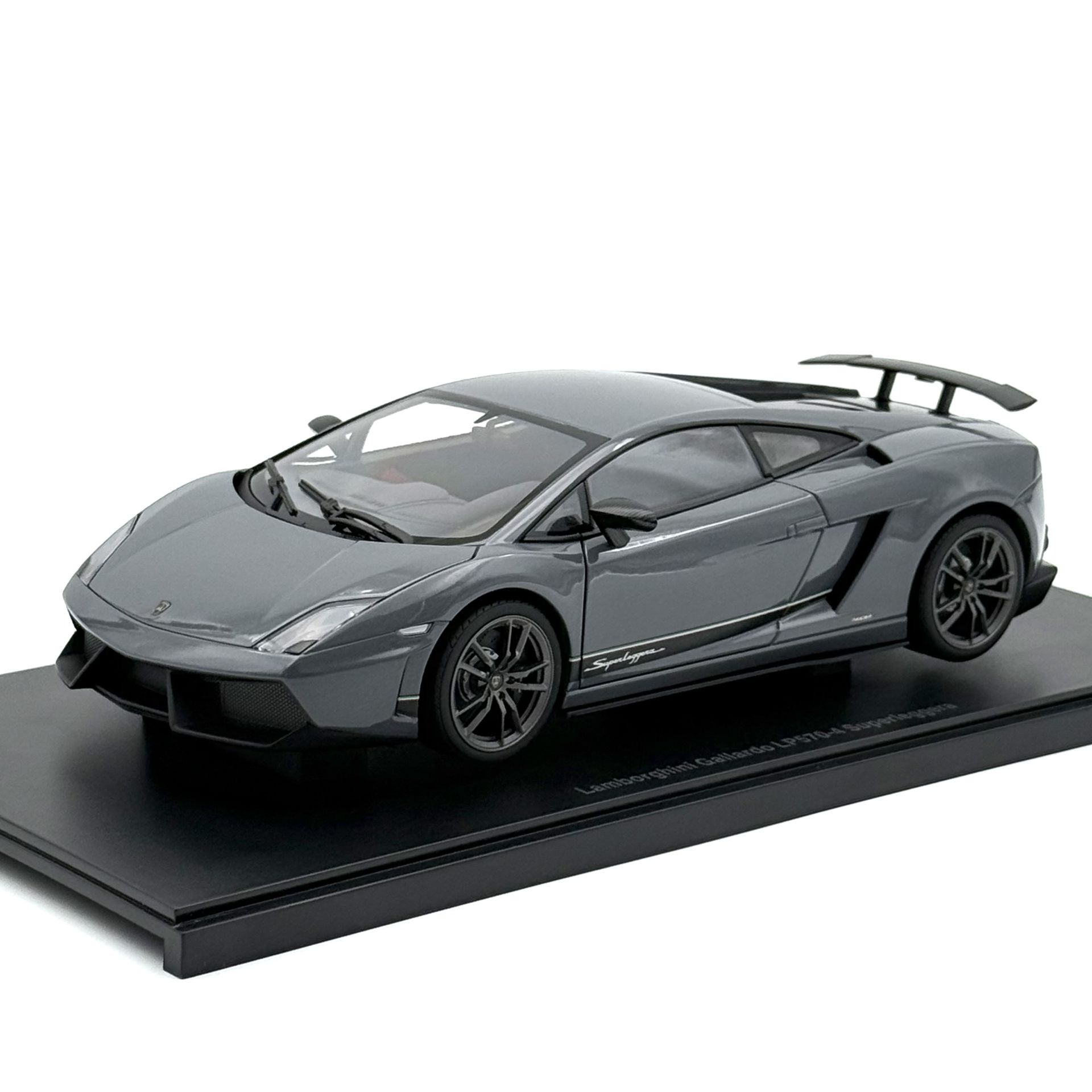 1:18 Lamborghini Gallardo LP570-4 Superleggera - Autoart