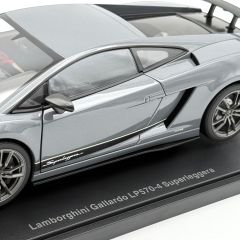 1:18 Lamborghini Gallardo LP570-4 Superleggera - Autoart