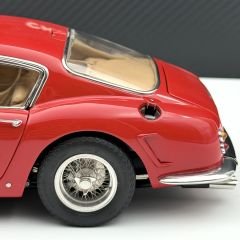 1:18 Ferrari 250 GT Berlinetta SWB Red 1961 M046 - CMC