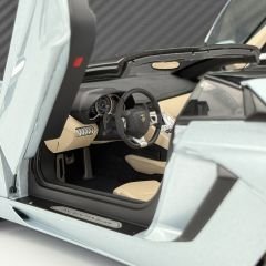 1:18 Lamborghini Aventador LP700-4 Roadster Light Blue - Autoart