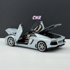 1:18 Lamborghini Aventador LP700-4 Roadster Light Blue - Autoart