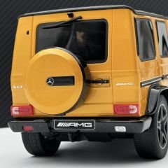 1:18 Mercedes-Benz G63 AMG W463 Crazy Color Edition - GT Spirit