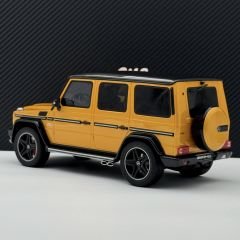 1:18 Mercedes-Benz G63 AMG W463 Crazy Color Edition - GT Spirit