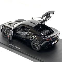 1:18 Lotus Exige Black 2004 - Autoart